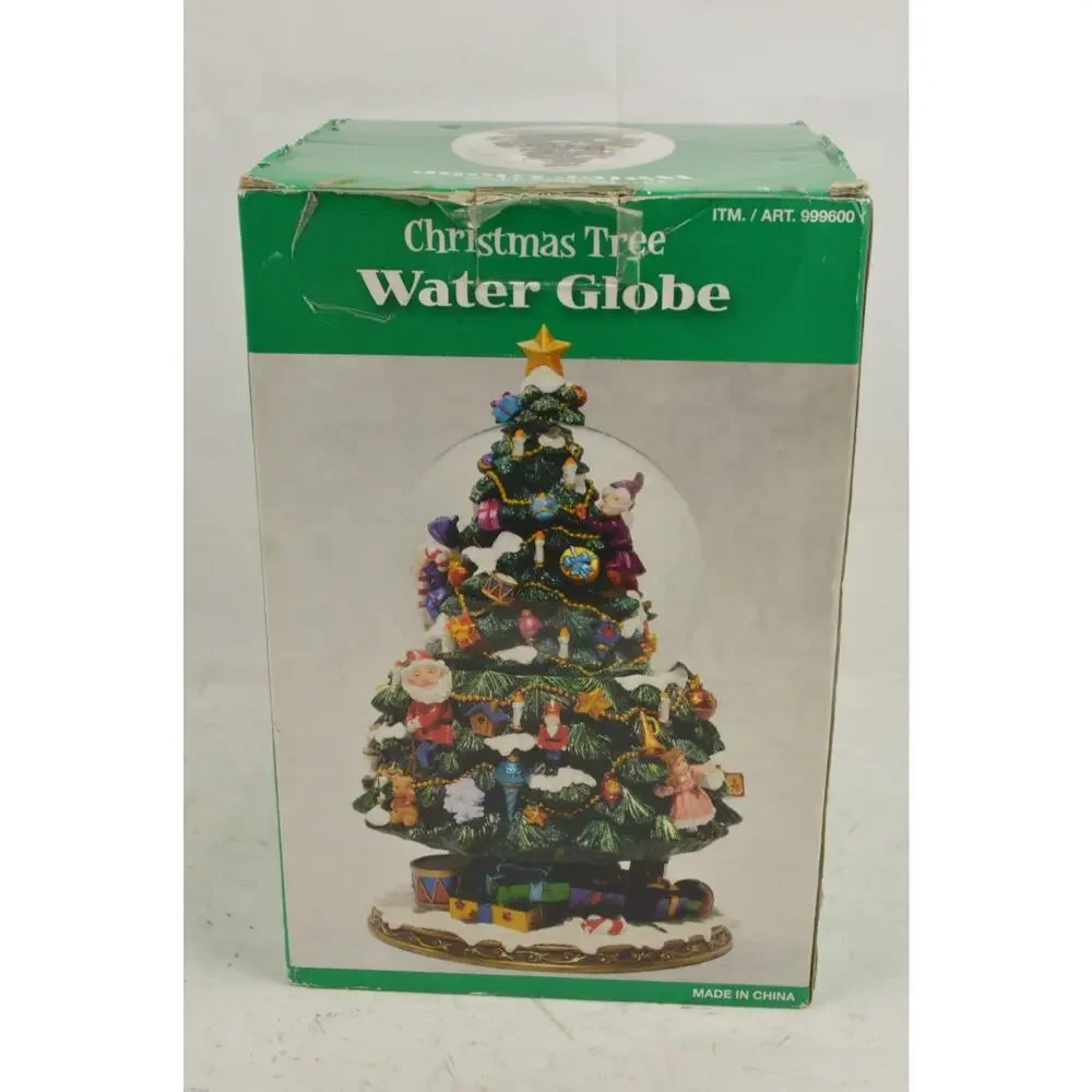 christmas tree scene good